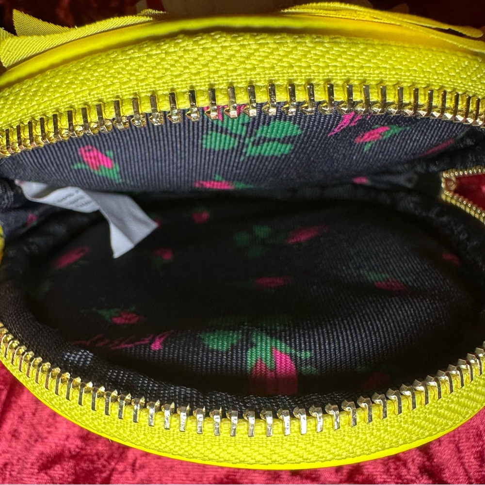 Betsey Johnson Wristlet ~ Round ~ Yellow ~ 3D Flower Applique ~ Pink Orange - Picture 3 of 11